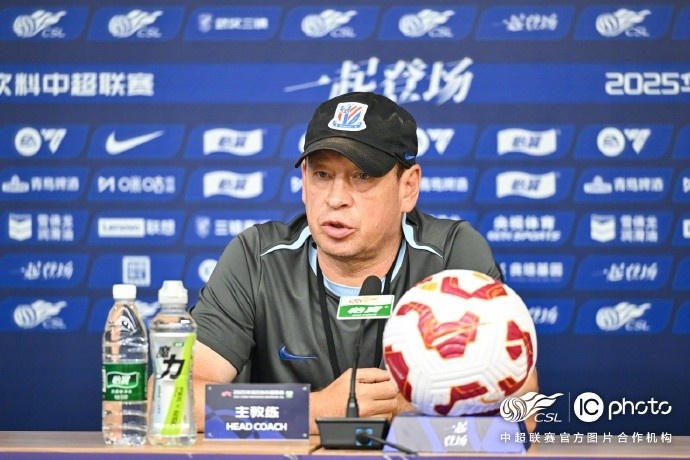 斯卢茨基：三镇对阵申花一役将成联赛冲刺阶段关键战